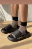 Super soft men's slippers; deodorant bathroom sandals; men's sandals outside; cloud slippers