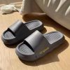 Super soft men's slippers; deodorant bathroom sandals; men's sandals outside; cloud slippers